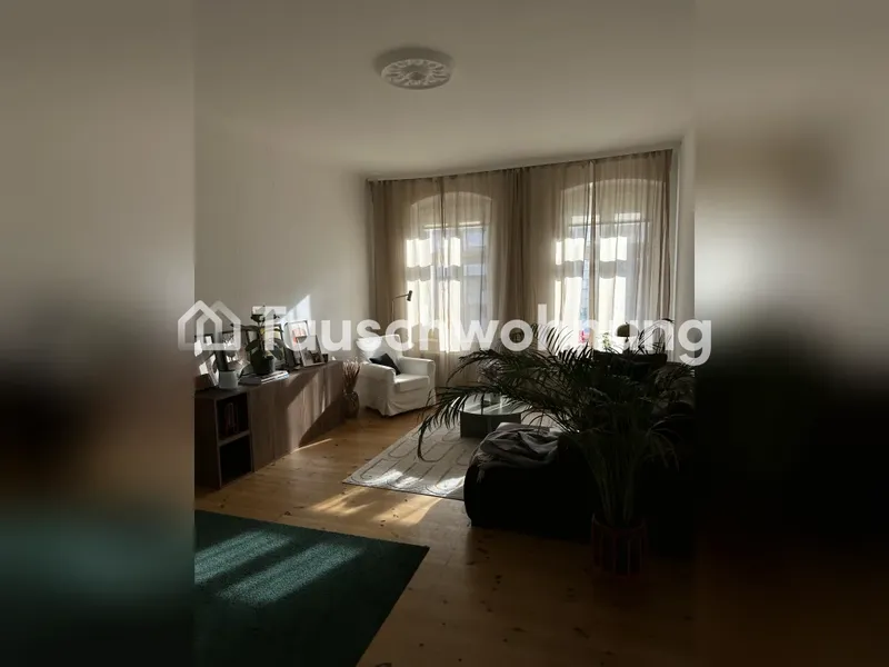Tauschwohnung: Suche 2,5-3-Zimmer-Wohnung in Berlin bis 1800€ warm — photo 1